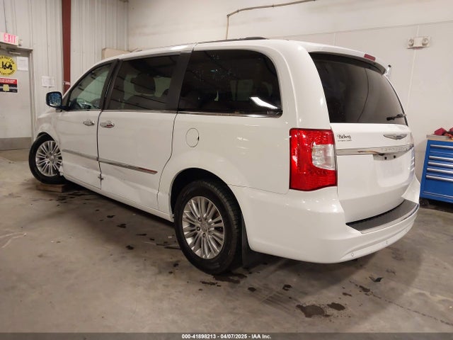 2C4RC1CG3GR284527 Chrysler Town & Country Touring-l Anniversary Edition