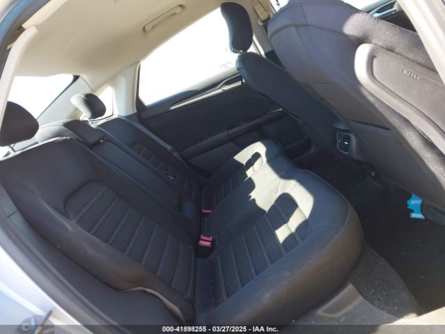 1FA6P0H75F5131756 Ford FUSION SE