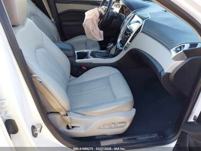 2014 CADILLAC SRX 3GYFNBE31ES679636 Photo 4