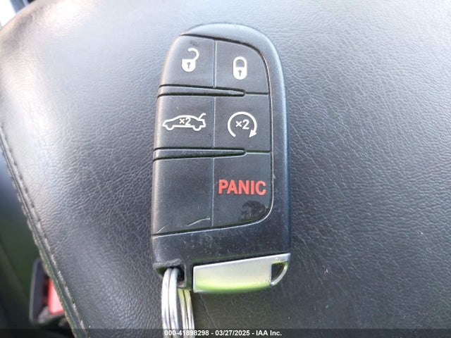 Chrysler 300 Limited 2019 2C3CCAEG7KH534180 Image 11