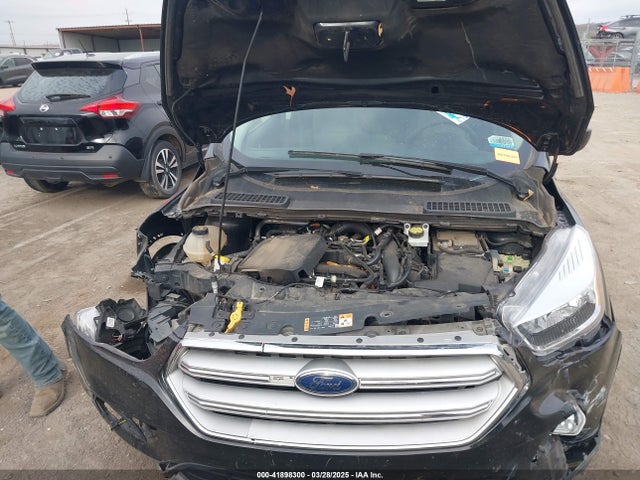 1FMCU9GD5KUA53234 Ford ESCAPE SE
