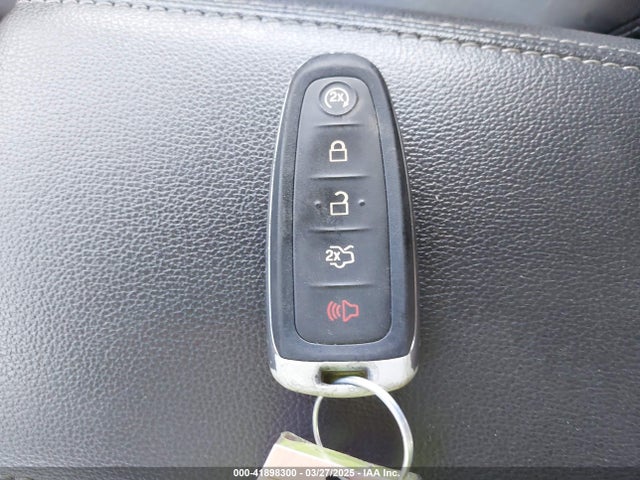 1FMCU9GD5KUA53234 Ford ESCAPE SE