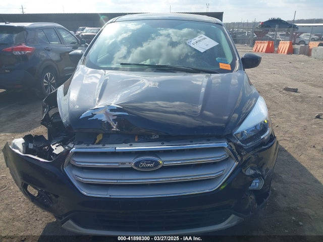 1FMCU9GD5KUA53234 Ford ESCAPE SE