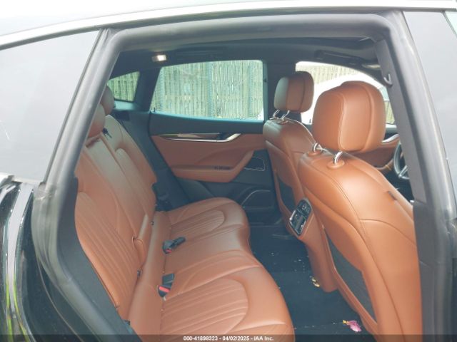 ZN661XUL6HX228414 Maserati Levante