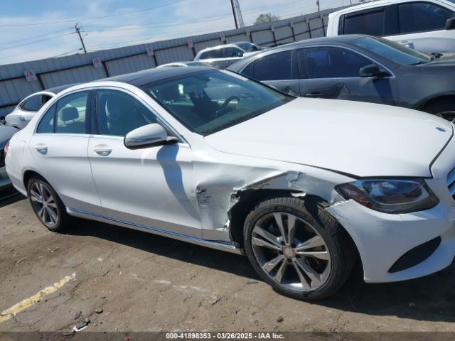 55SWF4KB9FU035143 Mercedes-Benz C 300 4matic/luxury 4matic/sport 4matic