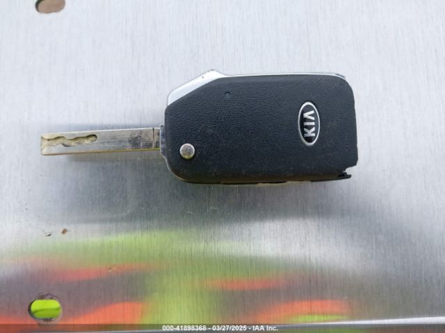 3KPF24AD2LE163208 KIA Forte Lxs