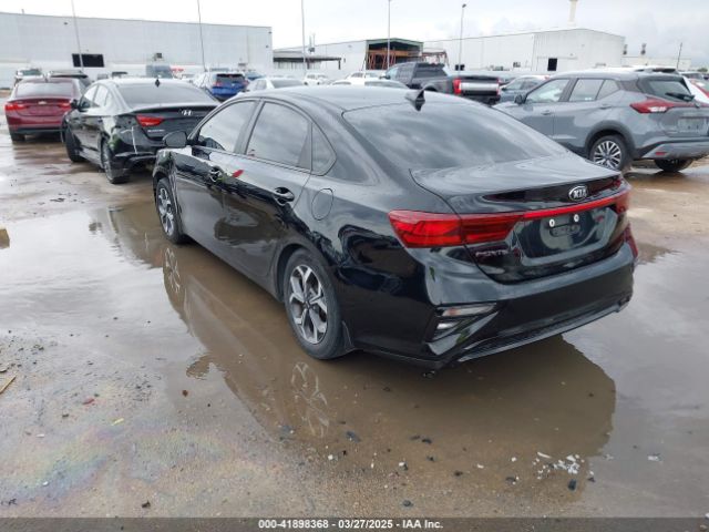 3KPF24AD2LE163208 KIA Forte Lxs