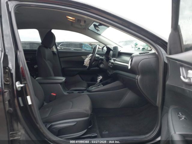 3KPF24AD2LE163208 KIA Forte Lxs