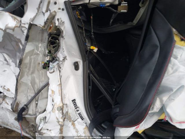 KMHHU6KJ3EU118037 Hyundai Genesis 3.8 R-spec