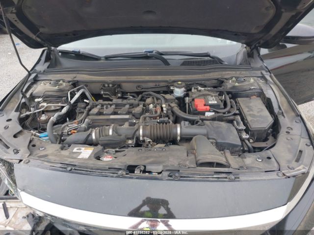1HGCV1F92JA099234 Honda Accord Touring