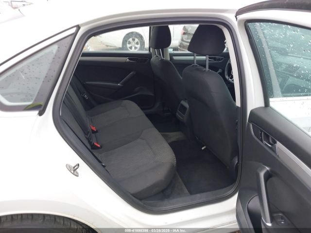 1VWAS7A31GC064828 Volkswagen Passat 1.8t S