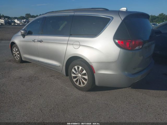 2017 CHRYSLER PACIFICA 2C4RC1BG6HR691857 Photo 2