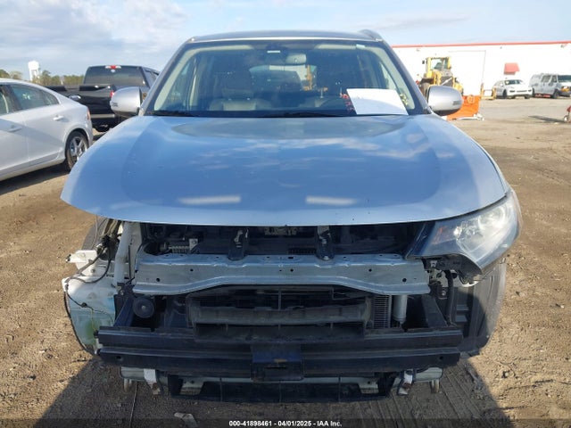 JA4AZ3A36KZ039219 Mitsubishi Outlander Sel