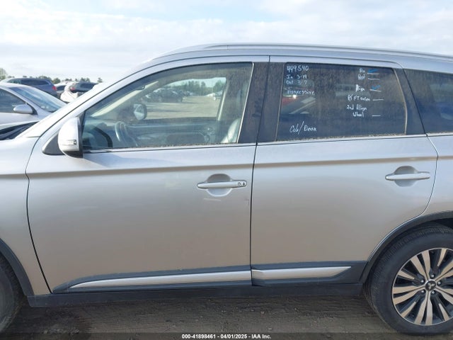 JA4AZ3A36KZ039219 Mitsubishi Outlander Sel