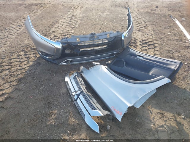 JA4AZ3A36KZ039219 Mitsubishi Outlander Sel