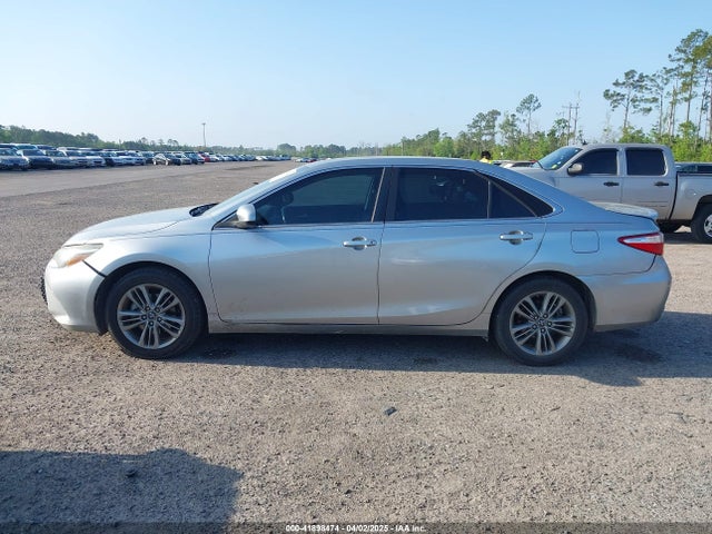 4T1BF1FK3GU256718 Toyota CAMRY SE