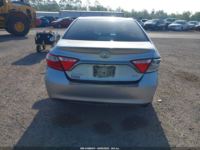 4T1BF1FK3GU256718 Toyota CAMRY SE