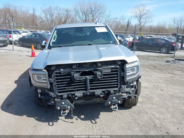 GMC Sierra 1500 Denali 2018 3GTU2PEJ3JG350015 Image 12