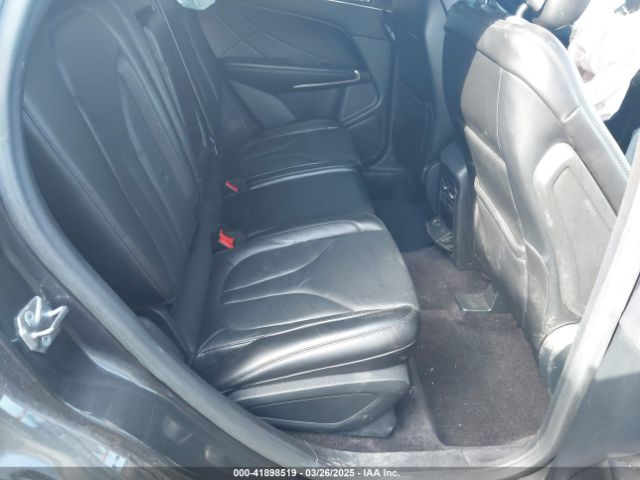 5LMCJ3C90HUL50022 Lincoln Mkc Reserve