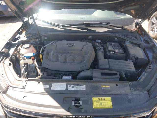1VWBA7A30JC025534 Volkswagen Passat 2.0t Se