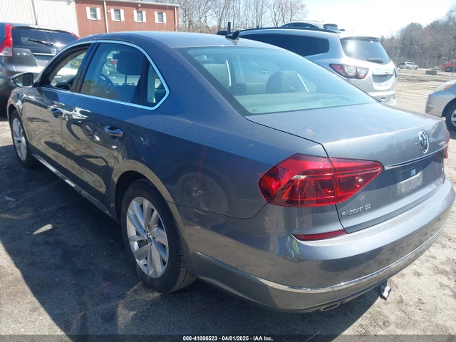 1VWBA7A30JC025534 Volkswagen Passat 2.0t Se