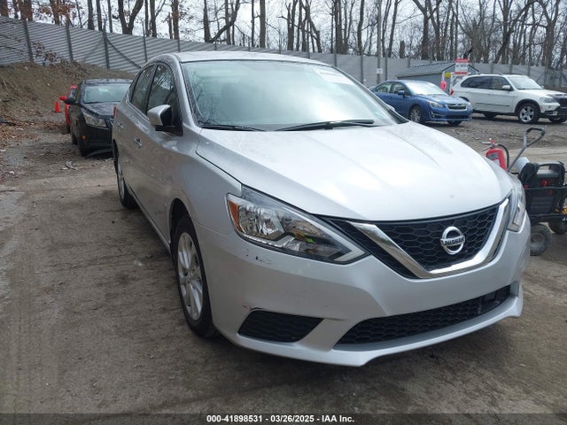 3N1AB7AP9JL622011 Nissan SENTRA SV