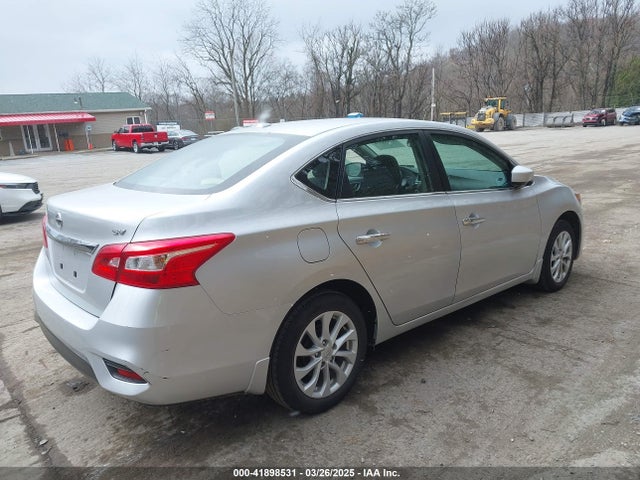 3N1AB7AP9JL622011 Nissan SENTRA SV