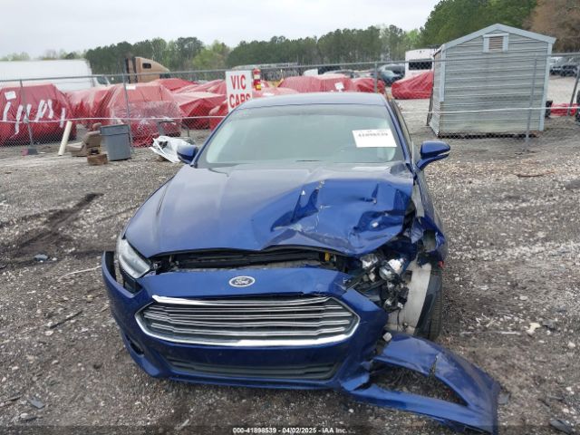 3FA6P0H72FR192754 Ford FUSION SE