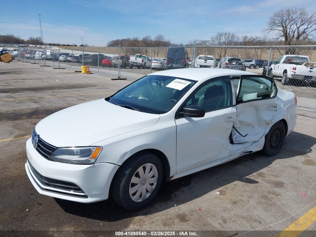 3VW2K7AJ3FM299795 Volkswagen Jetta 2.0l S