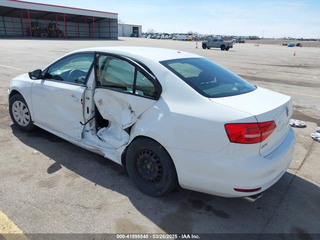 3VW2K7AJ3FM299795 Volkswagen Jetta 2.0l S