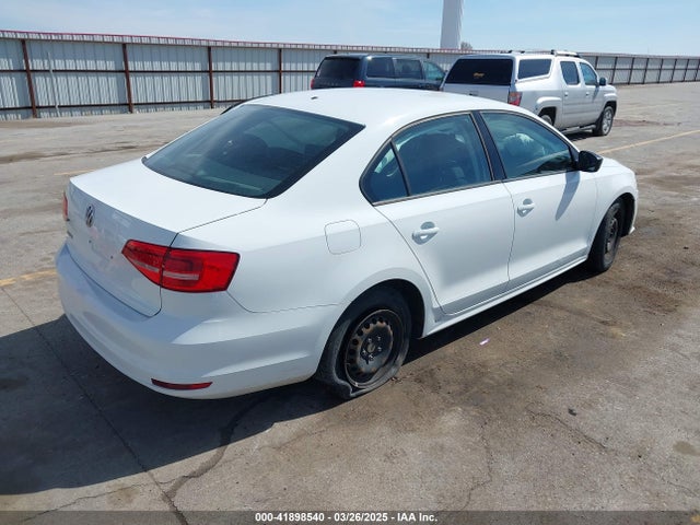 3VW2K7AJ3FM299795 Volkswagen Jetta 2.0l S