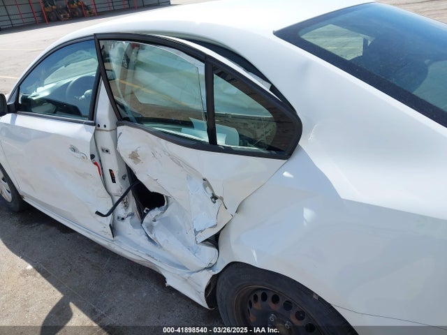 3VW2K7AJ3FM299795 Volkswagen Jetta 2.0l S