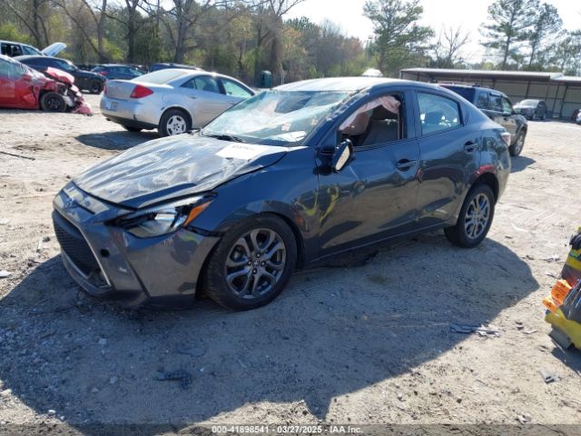 3MYDLBYV0KY512789 Toyota YARIS LE