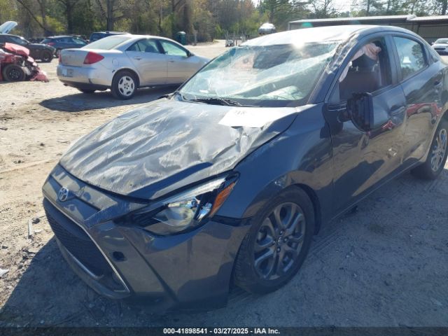 3MYDLBYV0KY512789 Toyota YARIS LE