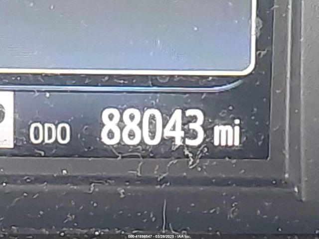 5TDKZ3DC8JS929730 Toyota Sienna Le 8 Passenger