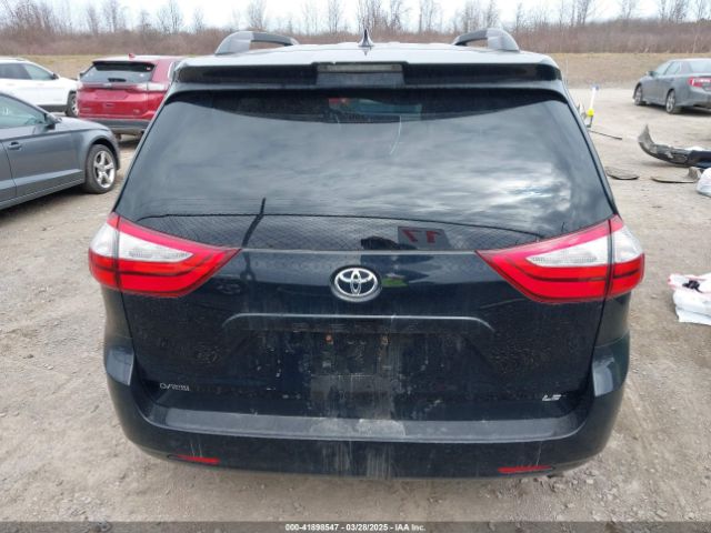 5TDKZ3DC8JS929730 Toyota Sienna Le 8 Passenger