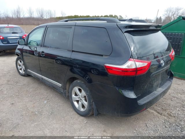 5TDKZ3DC8JS929730 Toyota Sienna Le 8 Passenger