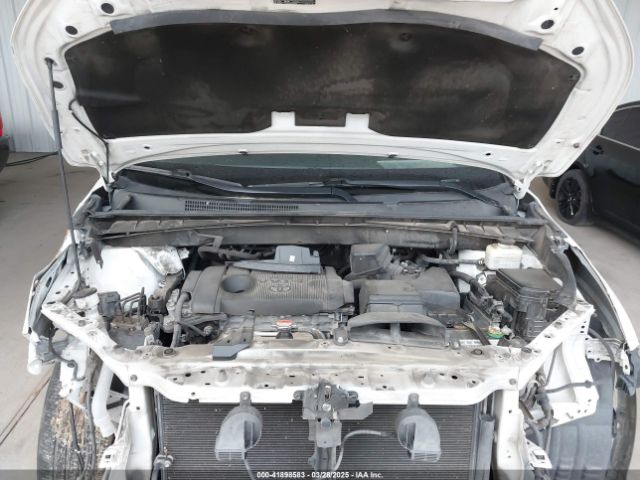 5TDZARFH8HS028126 Toyota Highlander Le