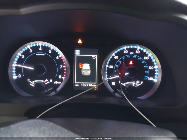 5TDZARFH8HS028126 Toyota Highlander Le