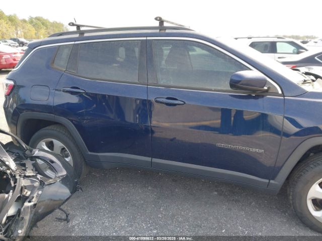 3C4NJDBBXJT256028 Jeep Compass Latitude 4x4
