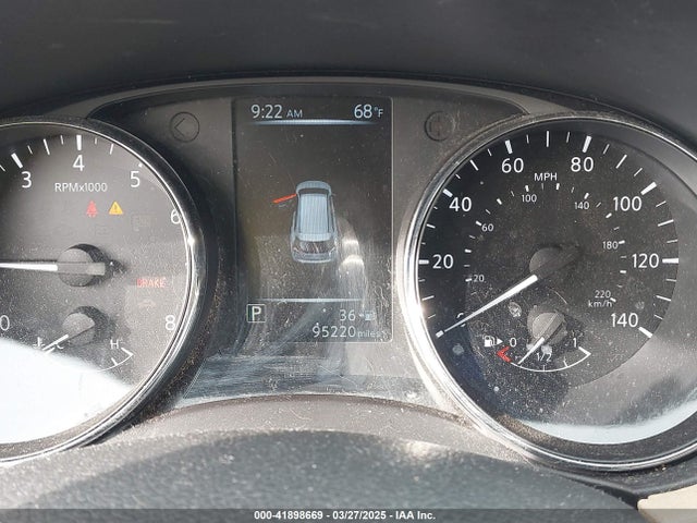 5N1AT2MM9HC756615 Nissan ROGUE SV