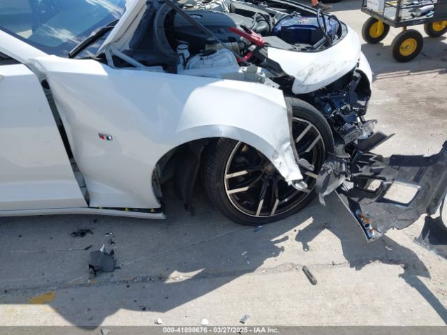 1G1FD3DS0J0130656 Chevrolet Camaro 2lt