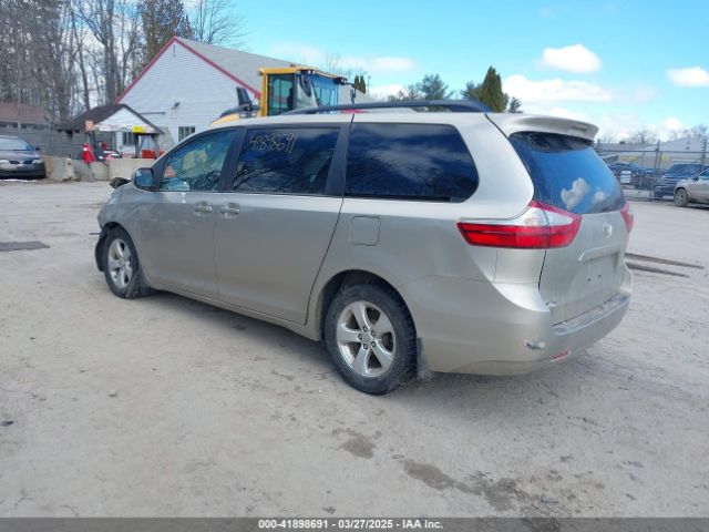 5TDKK3DC0FS630972 Toyota Sienna Le 8 Passenger