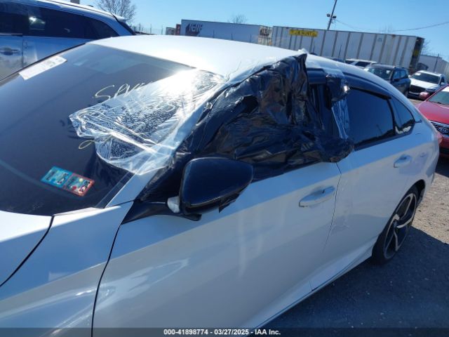 1HGCV1F32NA103929 Honda Accord Sport