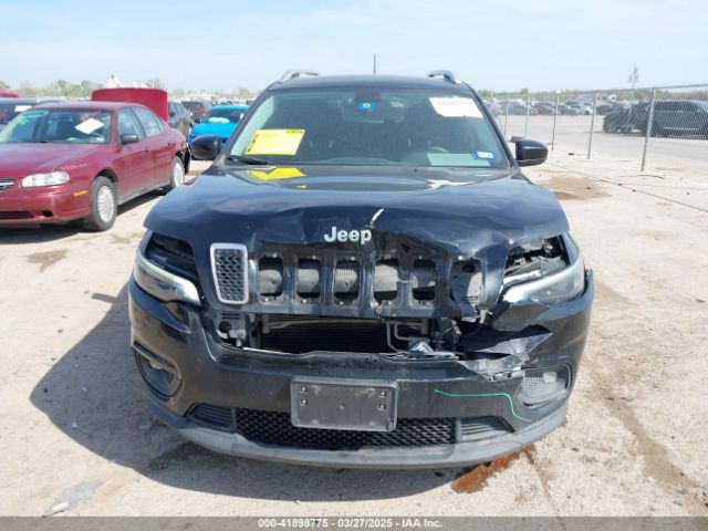 1C4PJLCB8KD175764 Jeep Cherokee Latitude Fwd