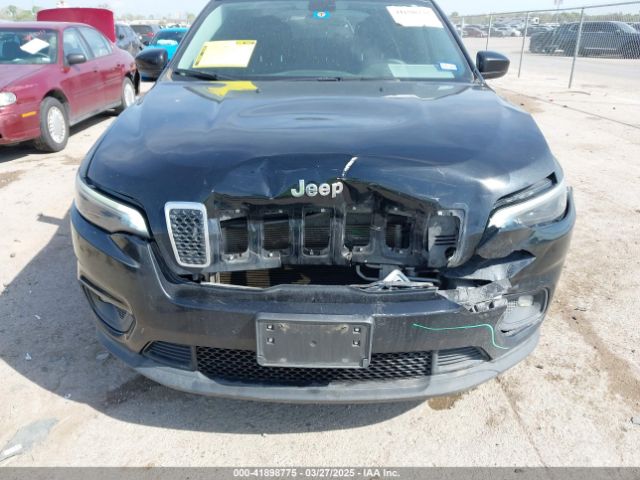 1C4PJLCB8KD175764 Jeep Cherokee Latitude Fwd