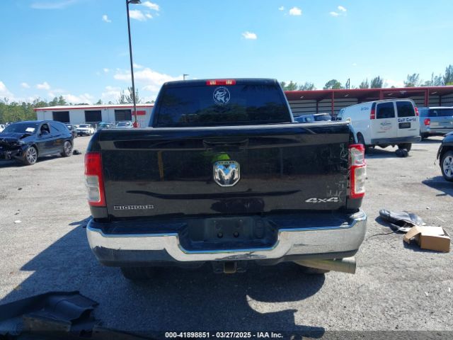 3C6UR5DL4MG522440 RAM 2500 Big Horn  4x4 6'4 Box