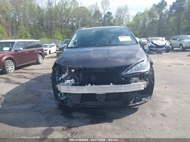 2C4RC1N73JR262290 Chrysler Pacifica Hybrid Limited