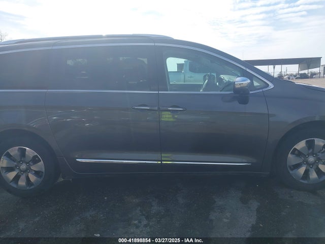 2C4RC1N73JR262290 Chrysler Pacifica Hybrid Limited