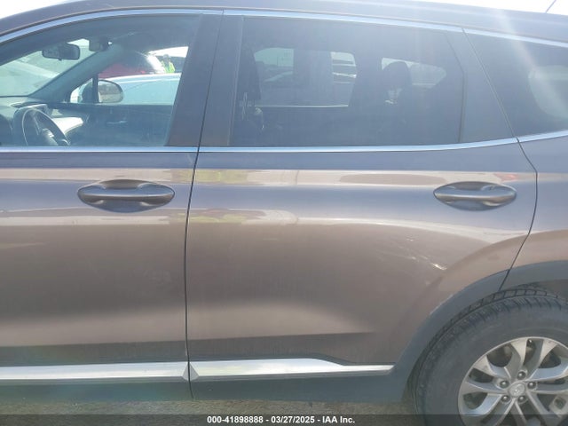 5NMS23AD3KH117001 Hyundai Santa Fe Se
